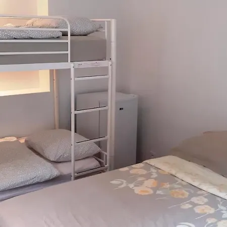 호스텔 Crew Lighthouse 앙티브