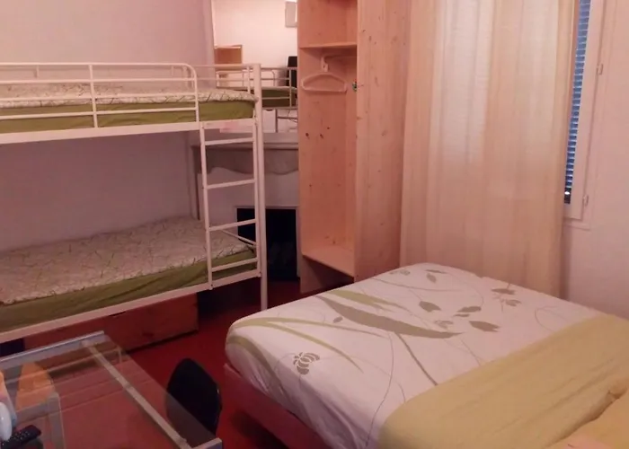 Hostel Crew Lighthouse Antibes