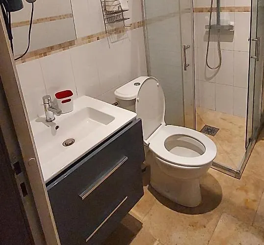 Crew Lighthouse Hostel