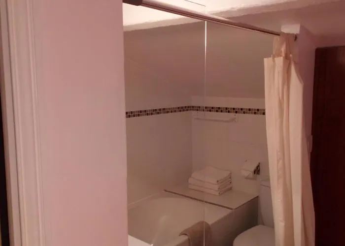 Ostello Crew Lighthouse Antibes