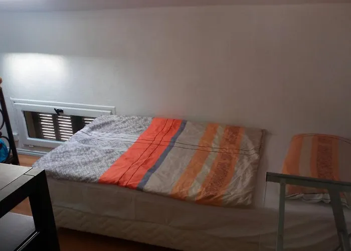 Albergue Crew Lighthouse