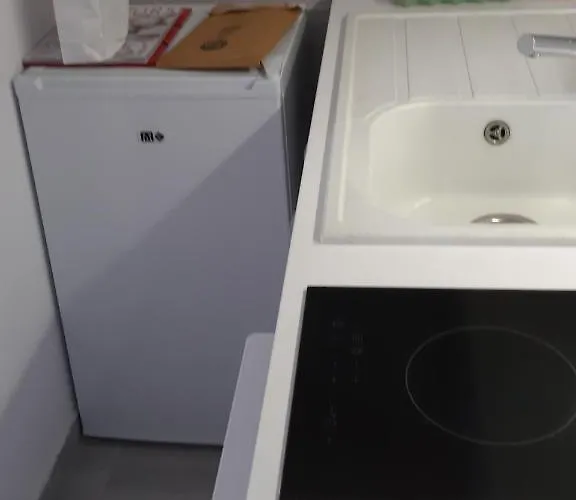 Albergue Crew Lighthouse Antibes