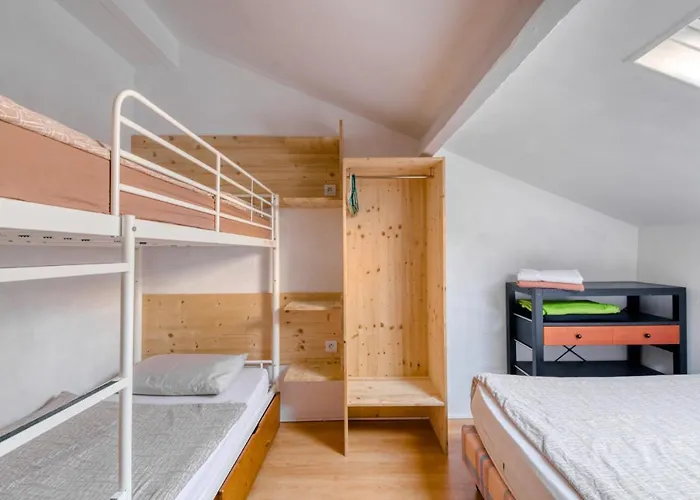 Ostello Crew Lighthouse *