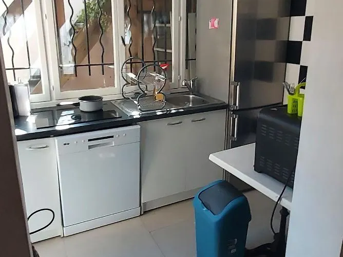 Ostello Crew Lighthouse *